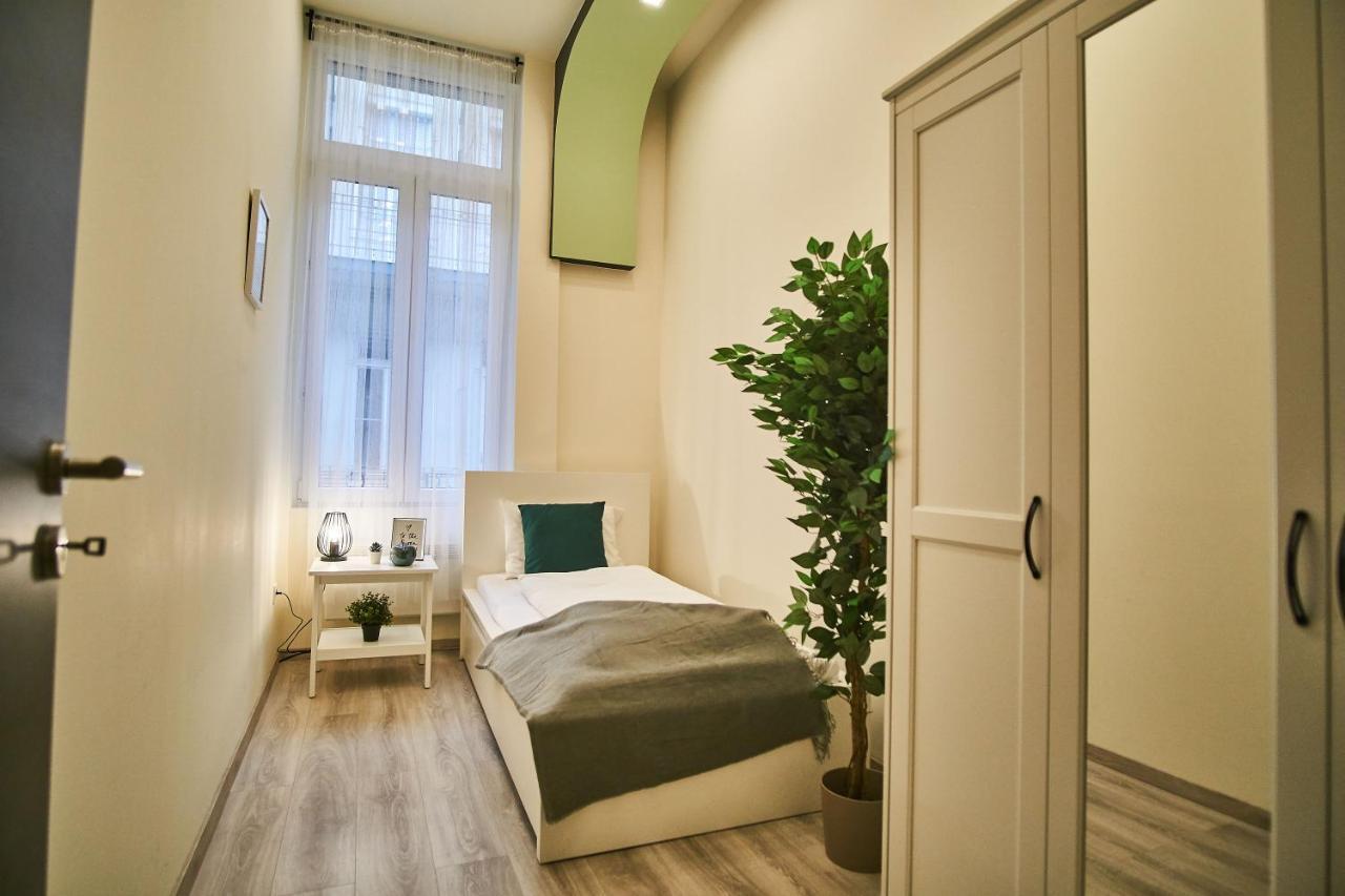 F4 Design Apartment- Βουδαπέστη Εξωτερικό φωτογραφία