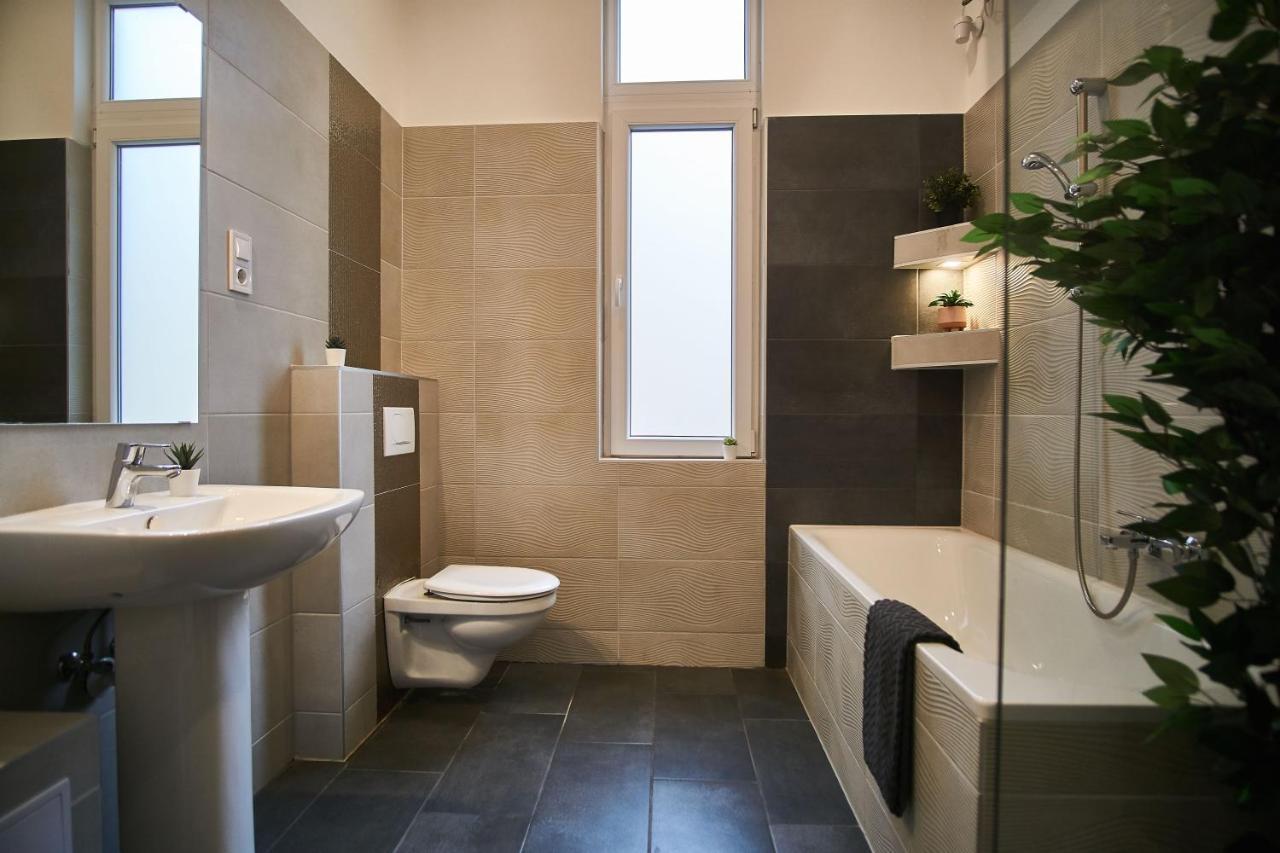 F4 Design Apartment- Βουδαπέστη Εξωτερικό φωτογραφία