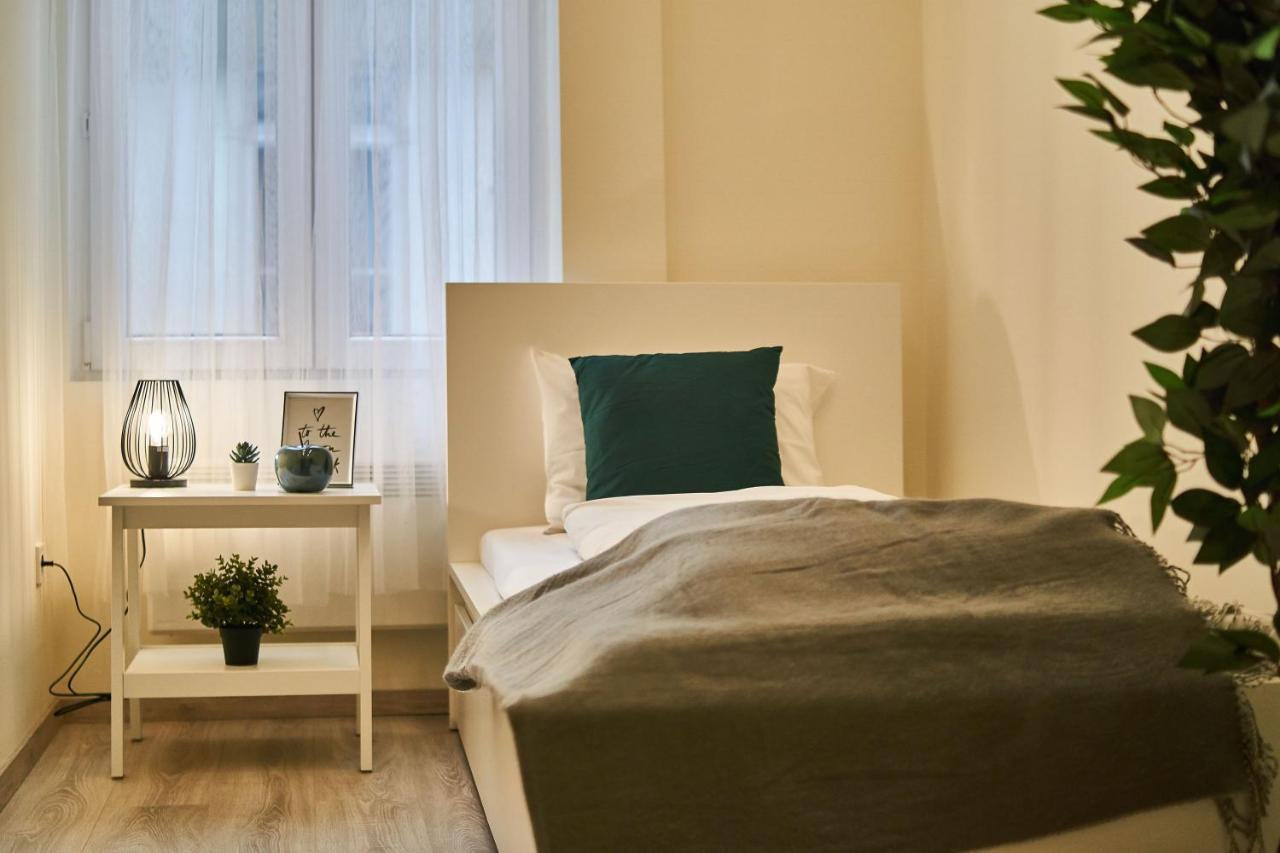 F4 Design Apartment- Βουδαπέστη Εξωτερικό φωτογραφία